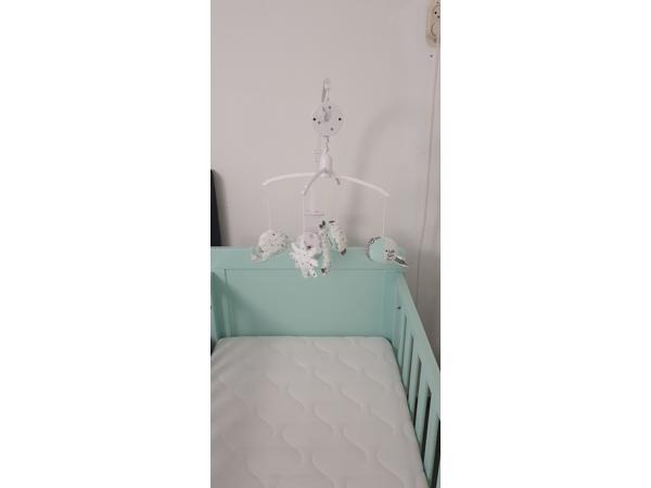 Bonita baby bed met klamboe en standaard