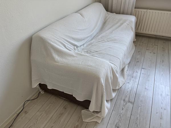 2-zits bank, zit lekker! + mooie sprei