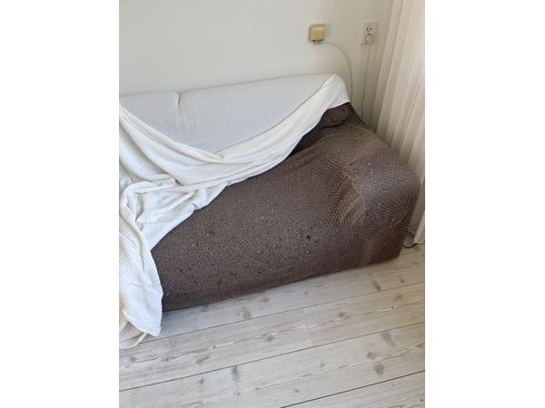 2-zits bank, zit lekker! + mooie sprei