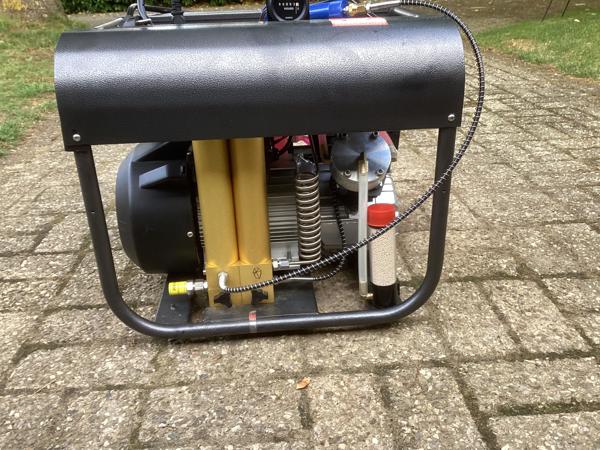 Te koop Tuxing lucht en water gekoelde compressor