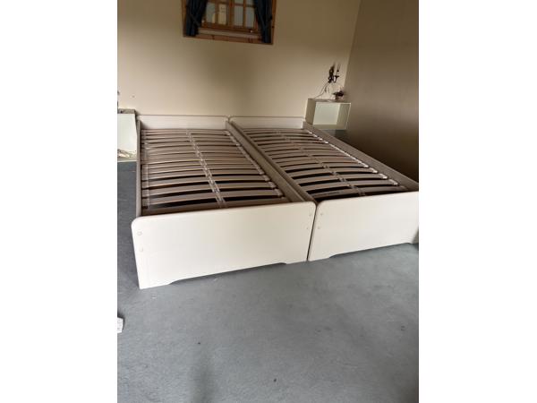 2x1 persoons bed met lattenbodem,wit
