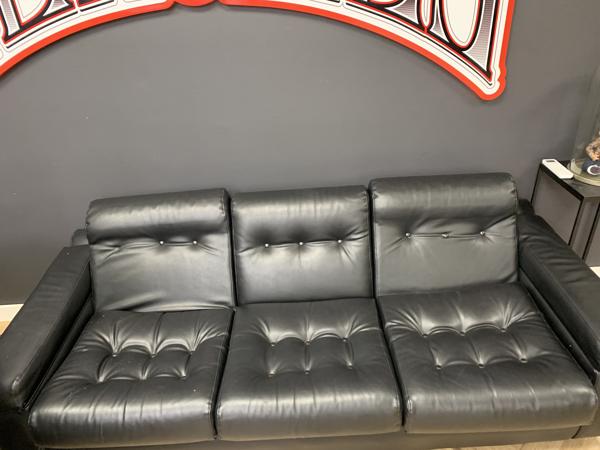 Kunstleer bank stel 2-en 3 zitter