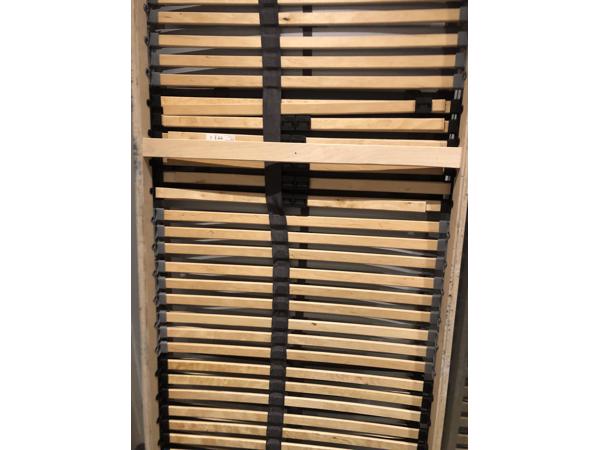 Bedframe Hemnes 140 bij 200
