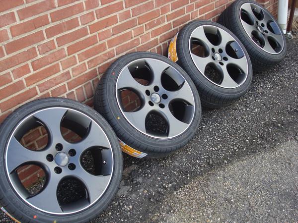 18 Inch GTI Black Velgen en Banden Steek 5x112