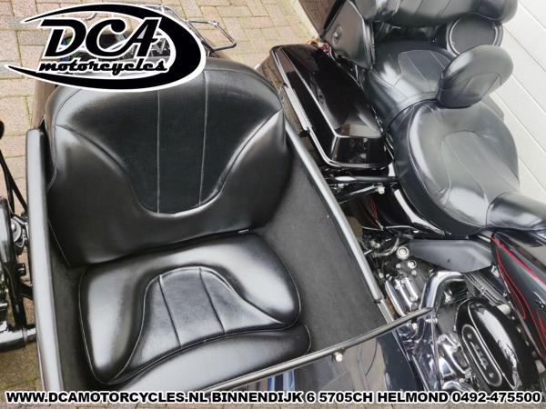 HARLEY-DAVIDSON FLHTCUSE-5BLK ULTRA CLASSIC CVO LSE1 ZIJSPAN