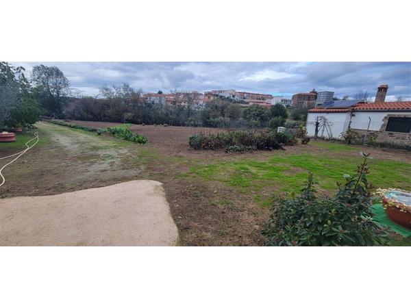 Leuke woning met tuin /Garciaz/Extremadura/Spanje