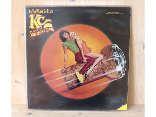 14 LP;s van Red Box,  Kayak, KC &amp; The Sunshine Band tot Styx