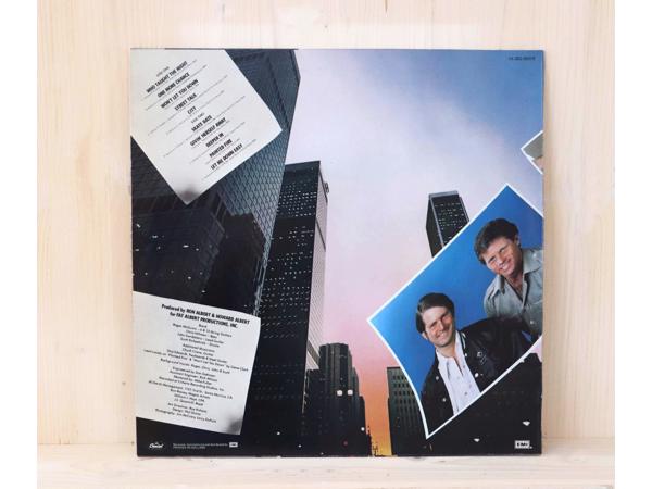 14 LP;s van Red Box,  Kayak, KC &amp;amp; The Sunshine Band tot Styx