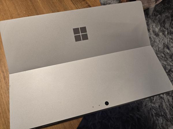 Microsoft surface pro 4