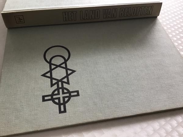 Boek.Het land van beloften speciale cultuur met testamenten