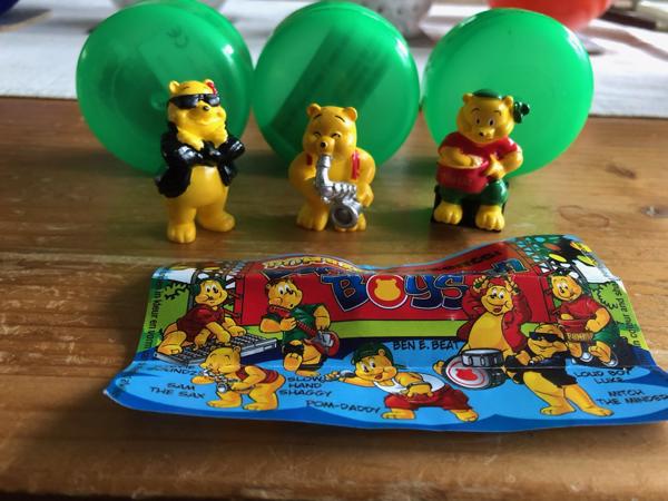 Pombar kunststof beertjes 3 verschillende Pombär chips