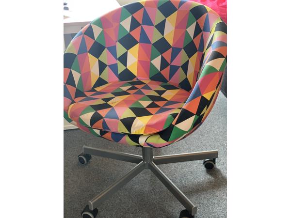 kleurige ikea bureaustoel