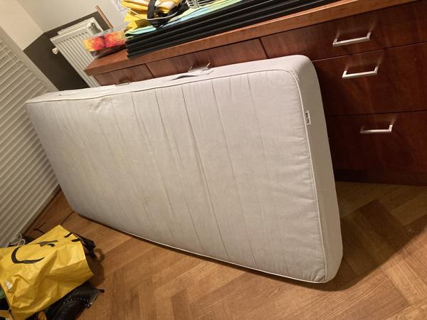 Gratis mooie matras 90x200 Sultan Ikea -