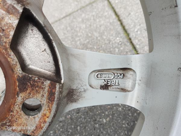 Te koop 4 winterbanden(nieuw)195/50R15 op alu velg steek 108