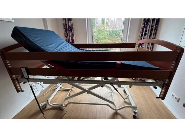 medisch Hoog-Laag-Laag bed