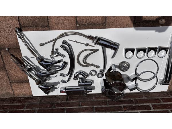 Kranen, handdoekringen, bekerhouders, toiletrolhouders etc.