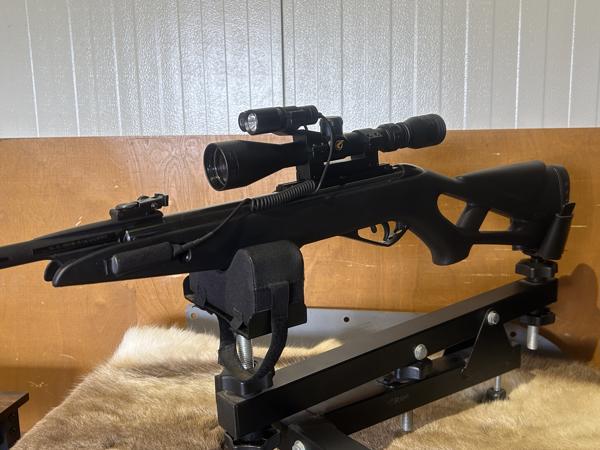 Gamo whisper x vampire 4,5mm met scope