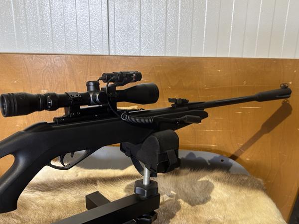 Gamo whisper x vampire 4,5mm met scope