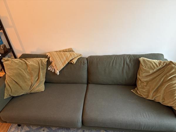 Groene goed zittende bank