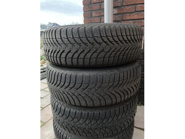 Winterbandenset Renault Scenic (eerste versie)