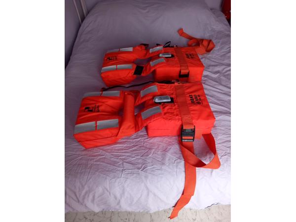 Zwem/reddingsvest voor volwassenen vanaf 43 kg