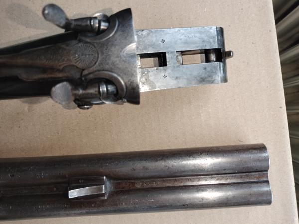 Charles Boswell dubbeloops Coach Gun