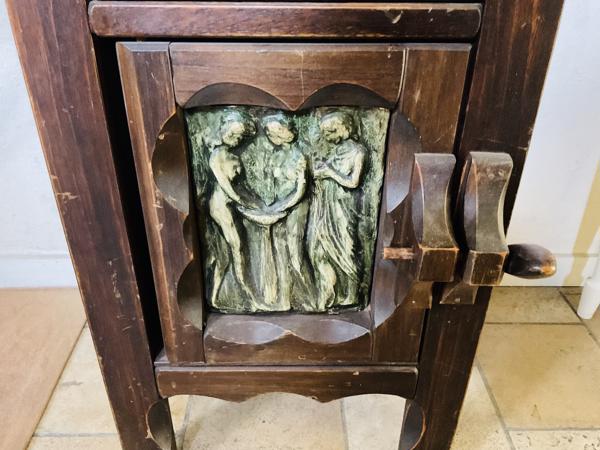 Te koop leuk oud halkastje