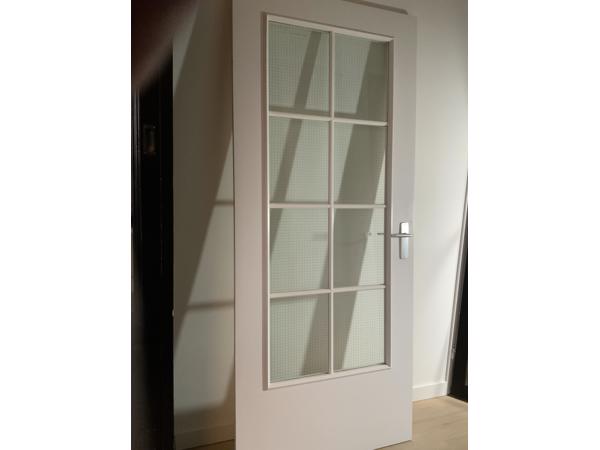 Binnendeur met gestaald glas