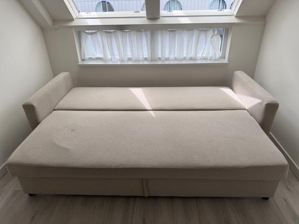 Slaapbank beige