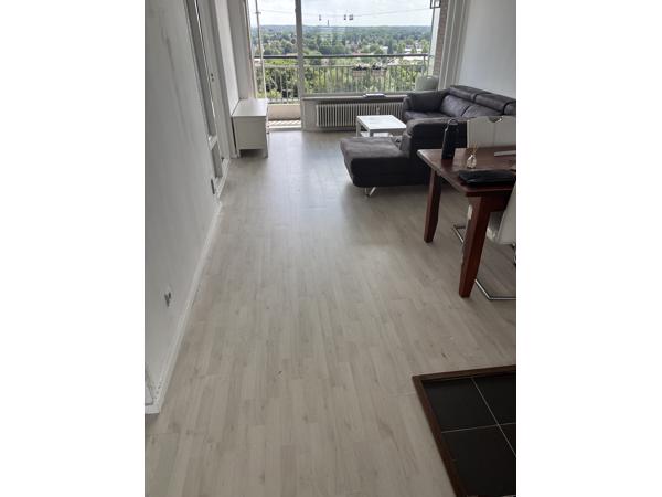 Laminaat vloer, ca. 28m2, zelf verwijderen