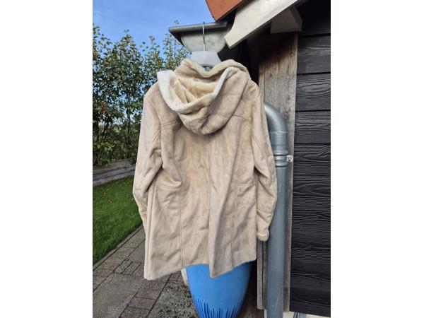 Houtje touwtje jas maat 48