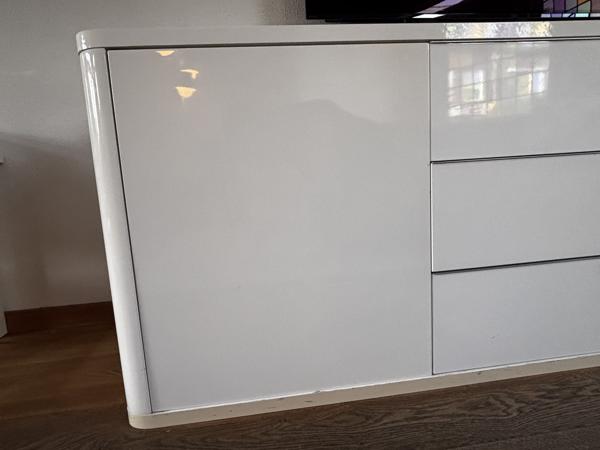 Wit hoogglans dressoir / tv meubel