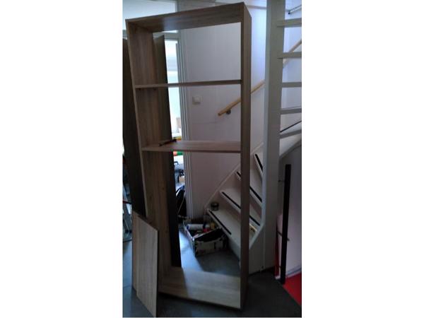 Open boekenkast, stevig en netjes, 70x30x197