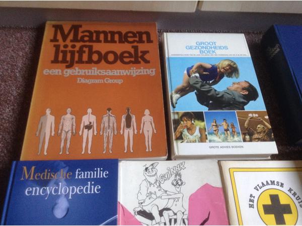 Medische boeken van;mannen,gezondheid,EHBO,encyclopedie,home