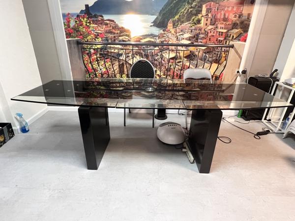 Glazen graniet tafel - uitschuifbaar - 6-8 personen