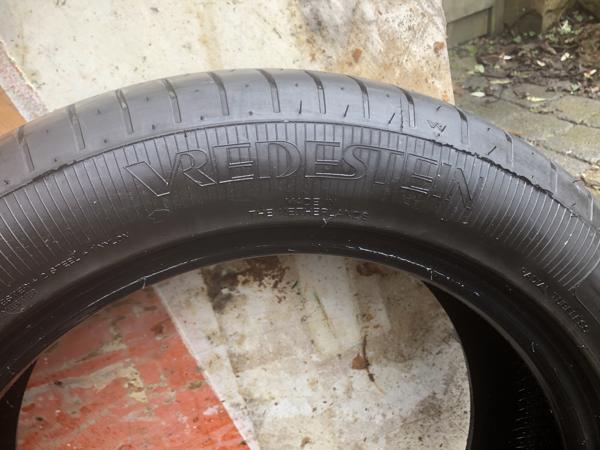 Autobanden 195/55 R16  vredestein sportracks