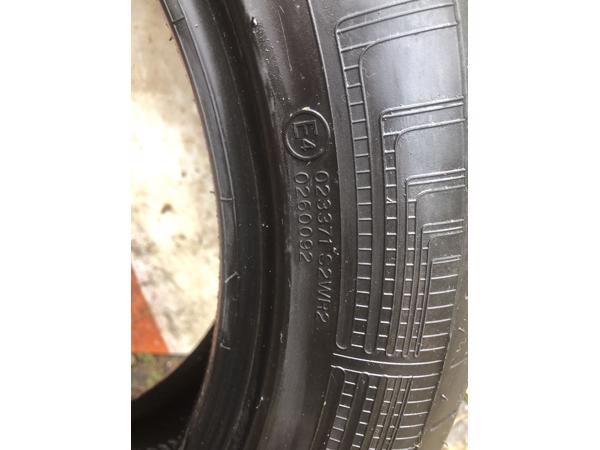 Autobanden 195/55 R16  vredestein sportracks