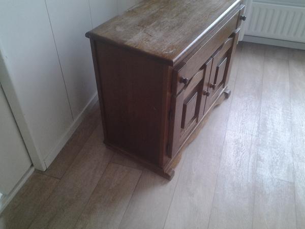 televisiekast met opbergruimte