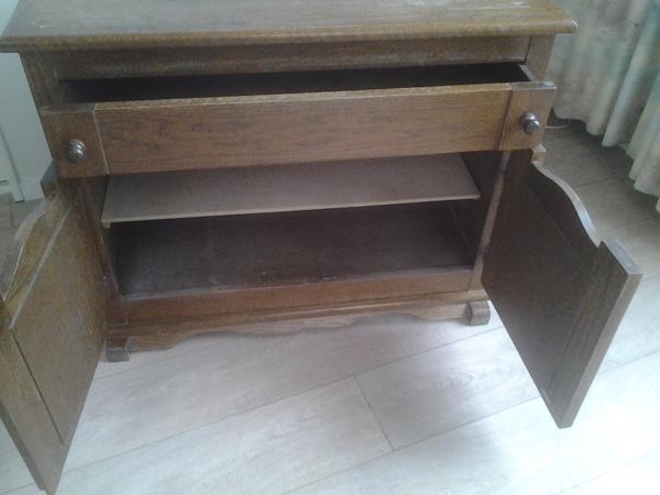 televisiekast met opbergruimte