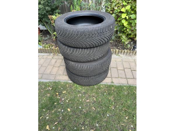 Winterbandenset 205/60 R 16 T