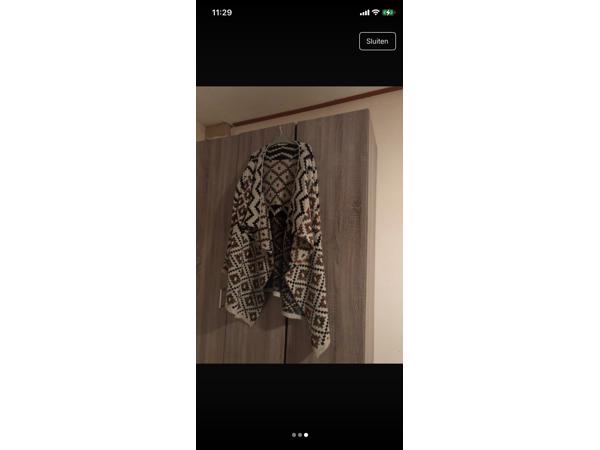 warme gekleurde open vest