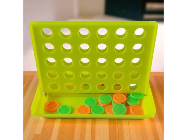 4 op een rij spel , geel mini 7,5cm x 4,5cm