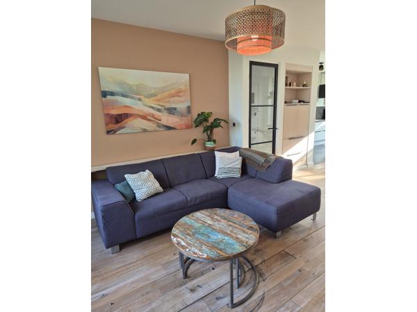 Lounge bank