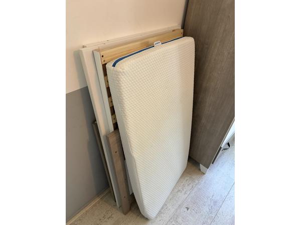 Kinder ledikantje gratis af te halen