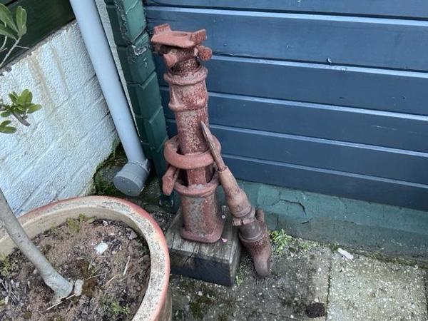 Titan Stijl of Stempel en afbouwhamer.