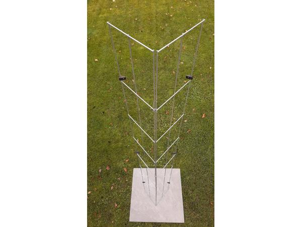 Klimplantrekken tegen overkappingen, muren en schuttingen