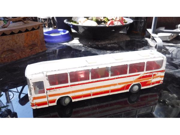 Mercedes 0303 reisbus van conrad H