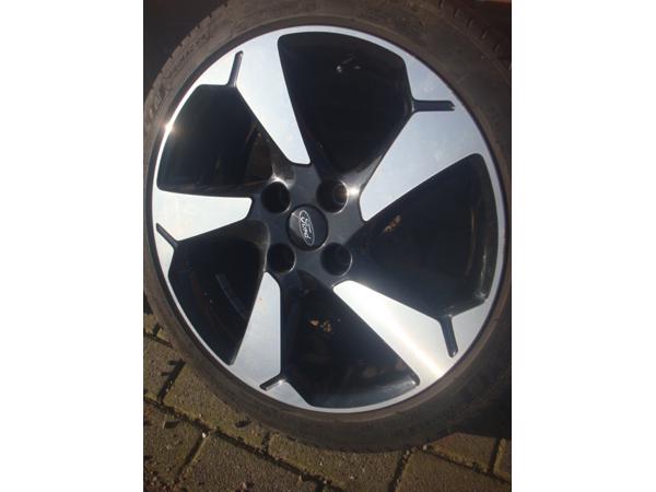 17 Originele Ford Fiesta 5-spaaks design Steek 4x108