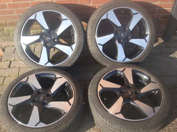 17 Originele Ford Fiesta 5-spaaks design Steek 4x108