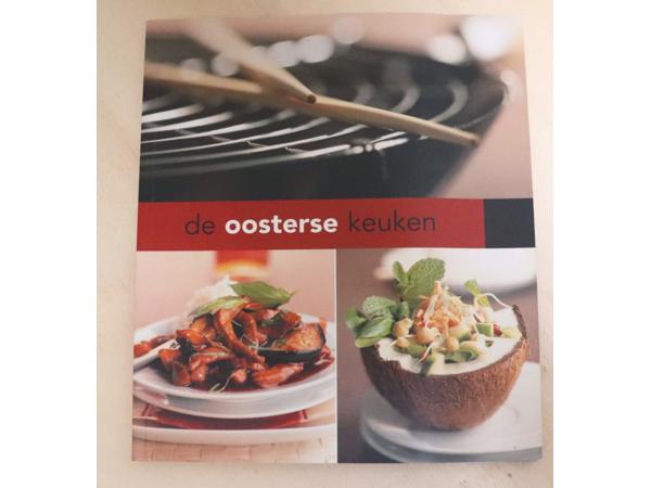 Kookboek De Oosterse keuken (Ikea) 95 blz.  in nieuwstaat